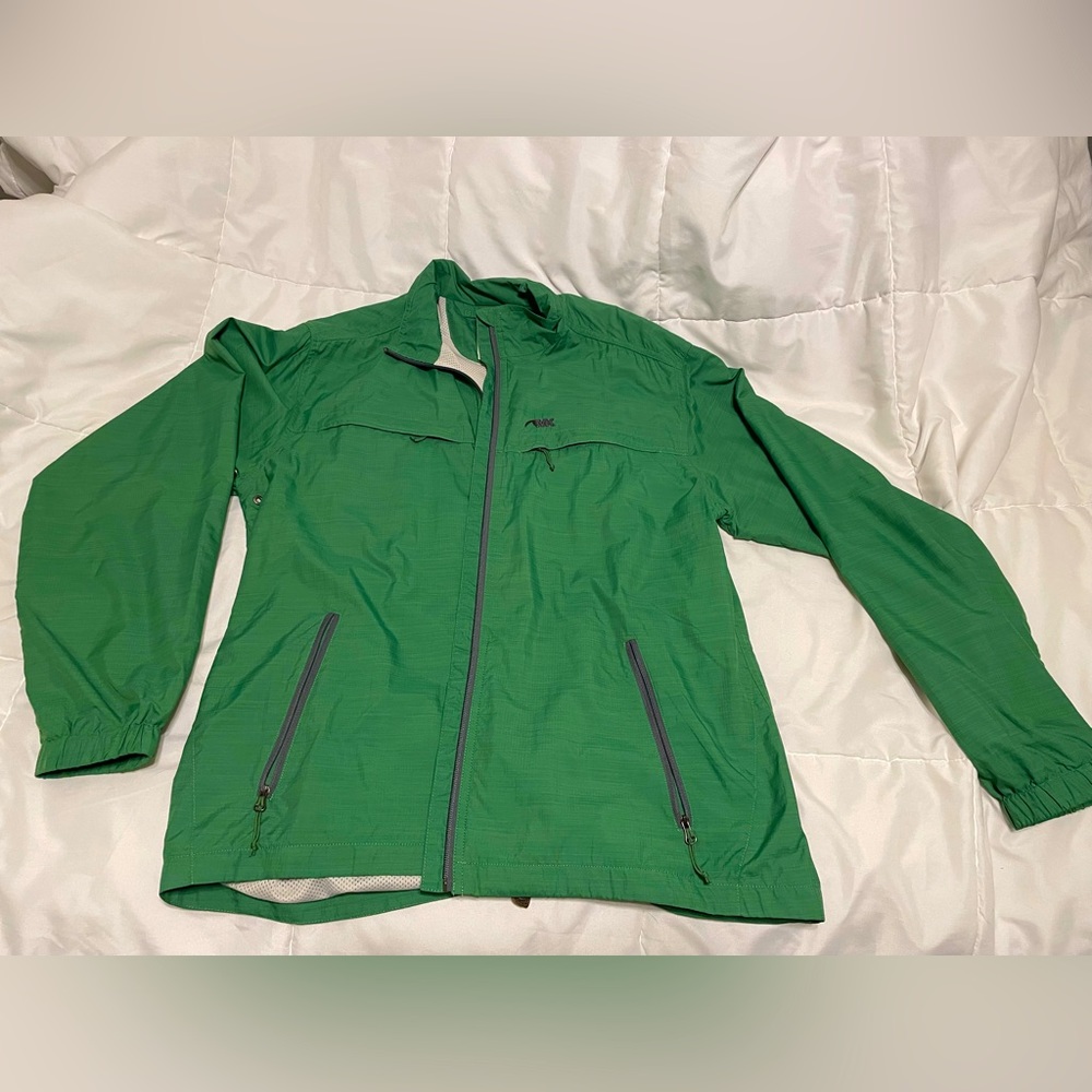 Mountain khaki wind breaker